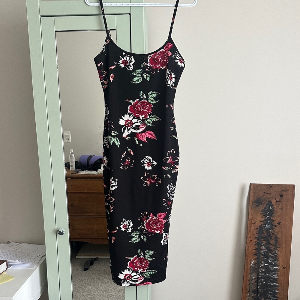 SHEIN Black Floral Midi Dress